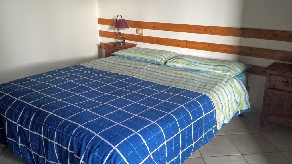 Su Trabi B&B Fluminimaggiore Bagian luar foto