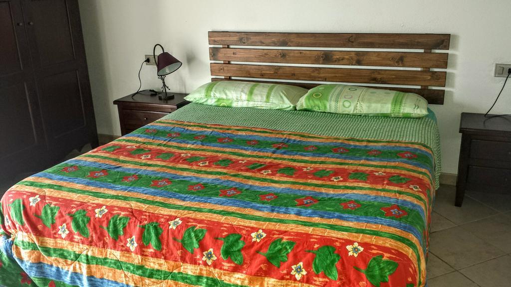 Su Trabi B&B Fluminimaggiore Bagian luar foto